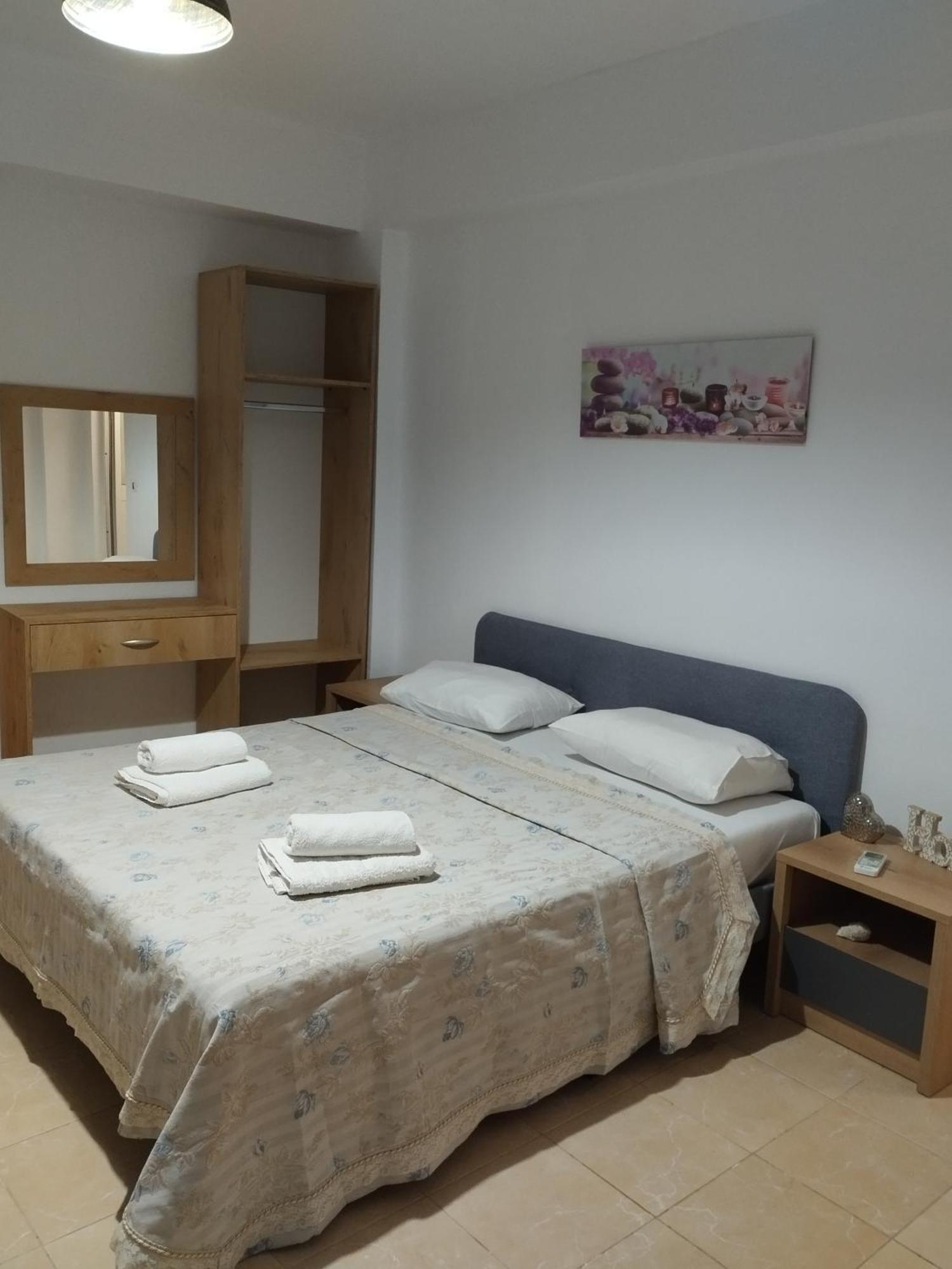 Dim'S Villas Qeparo Rum bild